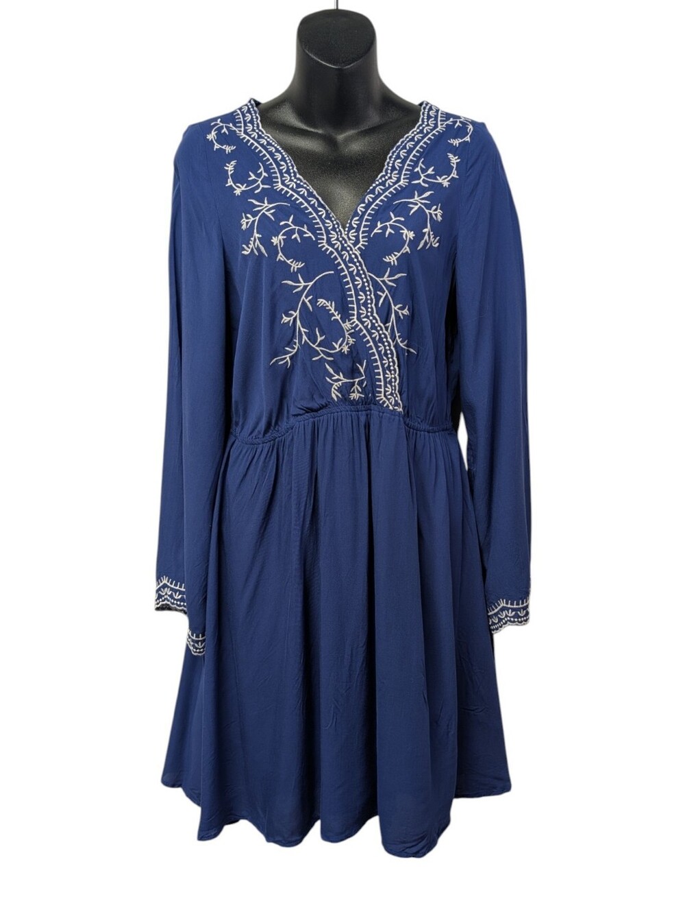 Hailey & Co. Womens Blue Embroidered V-Neck Long Sleeve Knee A-Line Dress M NWT